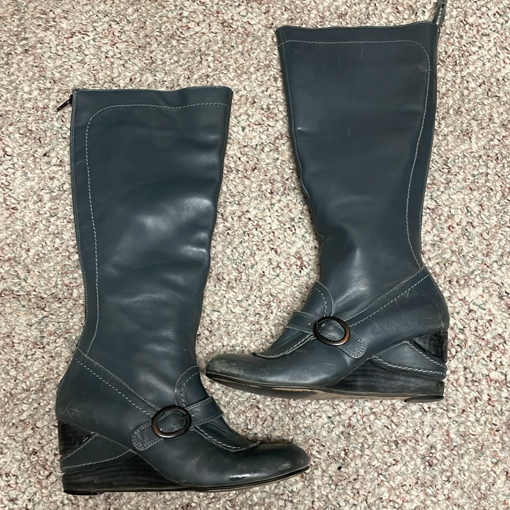 Fly London High Zip Back Leather Wedge Heel Boots In Grey
